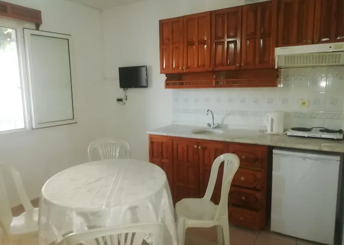 Sahin Hotel apartamentowy Gumbet