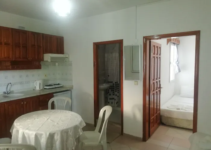 Sahin Hotel apartamentowy